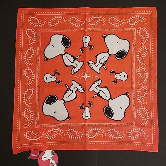 NIP Orange Snoopy Bandana - Picture 2 of 5